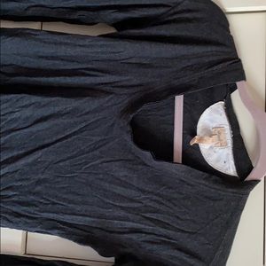 Aritzia Grey long sleeve